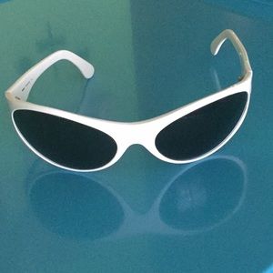 White MODO Sunglasses